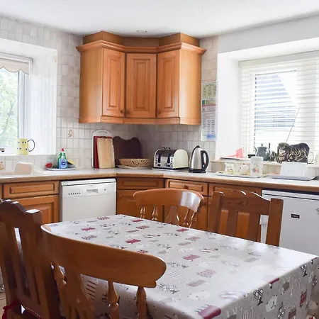 Farfield House * Hetton